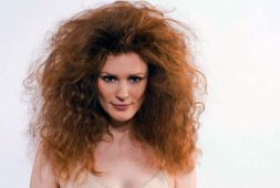 get-rid-of-frizzy-hair